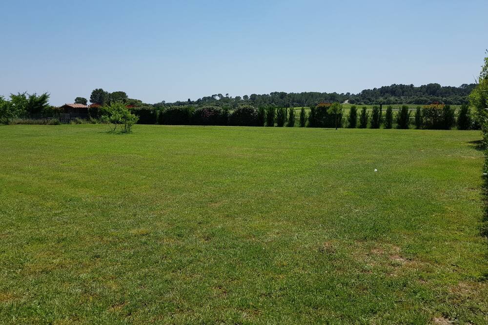 Photo of Outdoor in Montaud