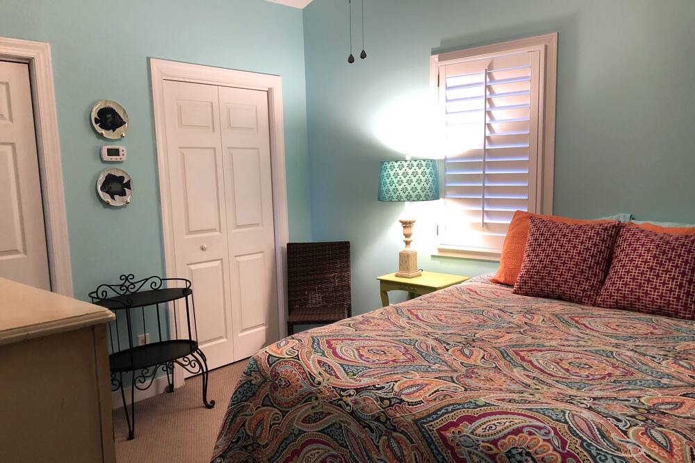 Photo of Bedroom in Port Haywood