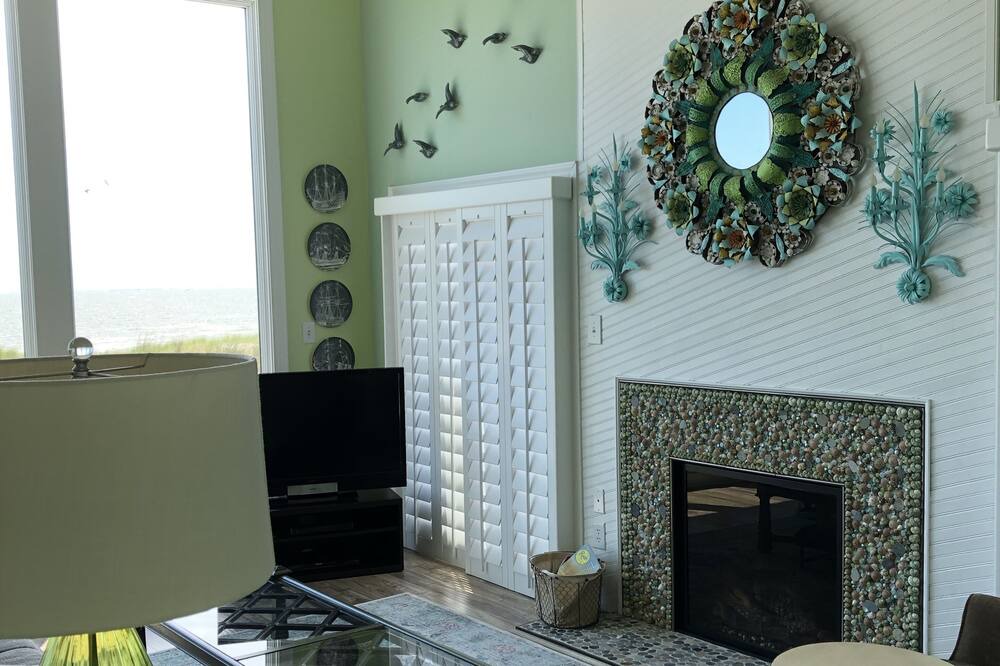 Photo of Livingroom in Port Haywood