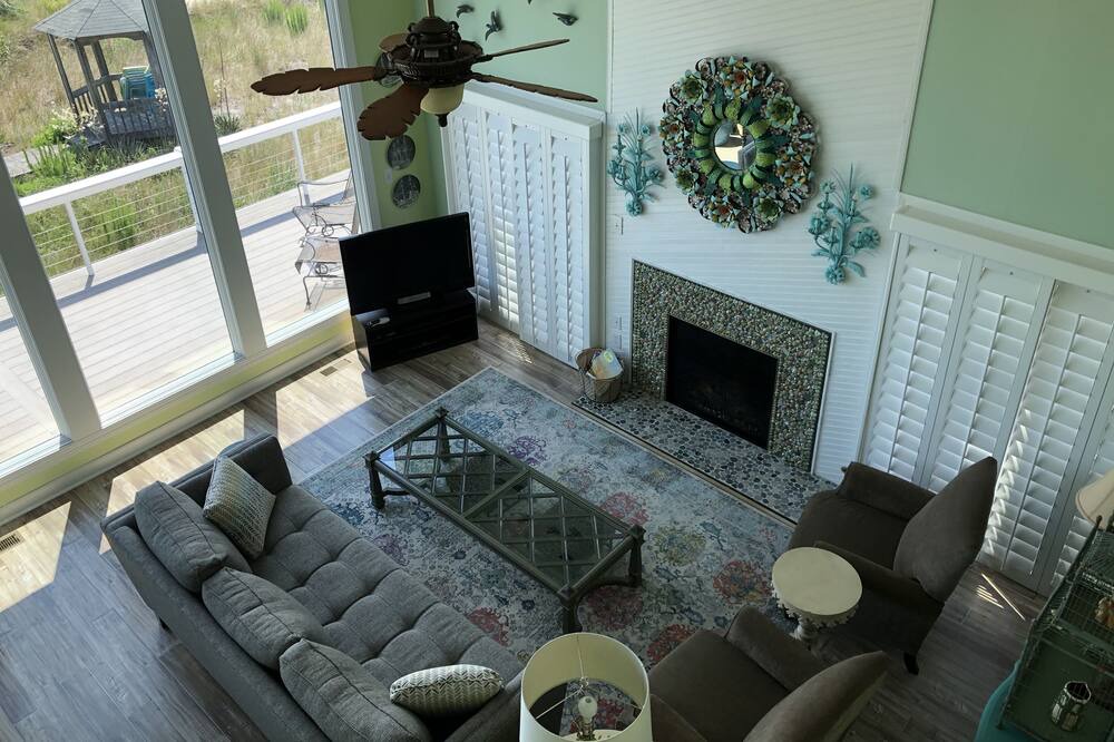 Photo of Livingroom in Port Haywood
