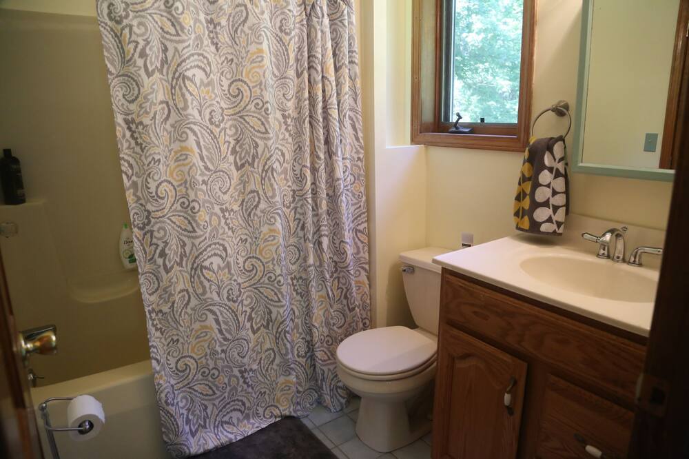 Photo of Bedroom in Middle Hope