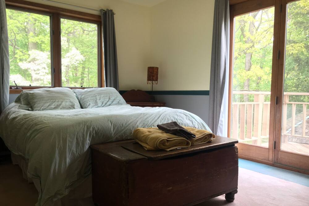 Photo of Bedroom in Middle Hope