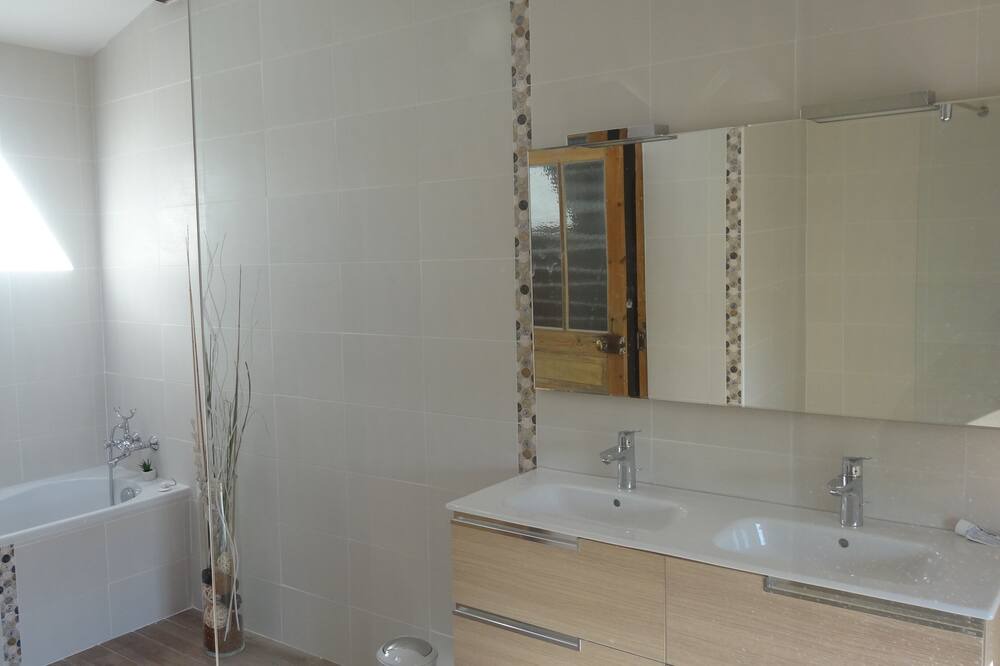 Photo of Bathroom in Pollestres