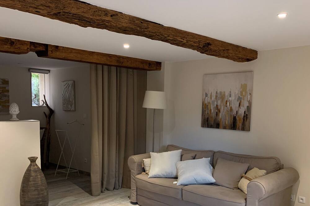 Photo of Livingroom in Pollestres