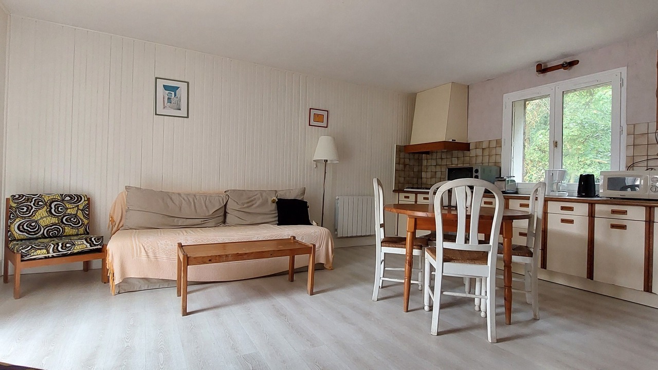 Photo of Livingroom in Airoux