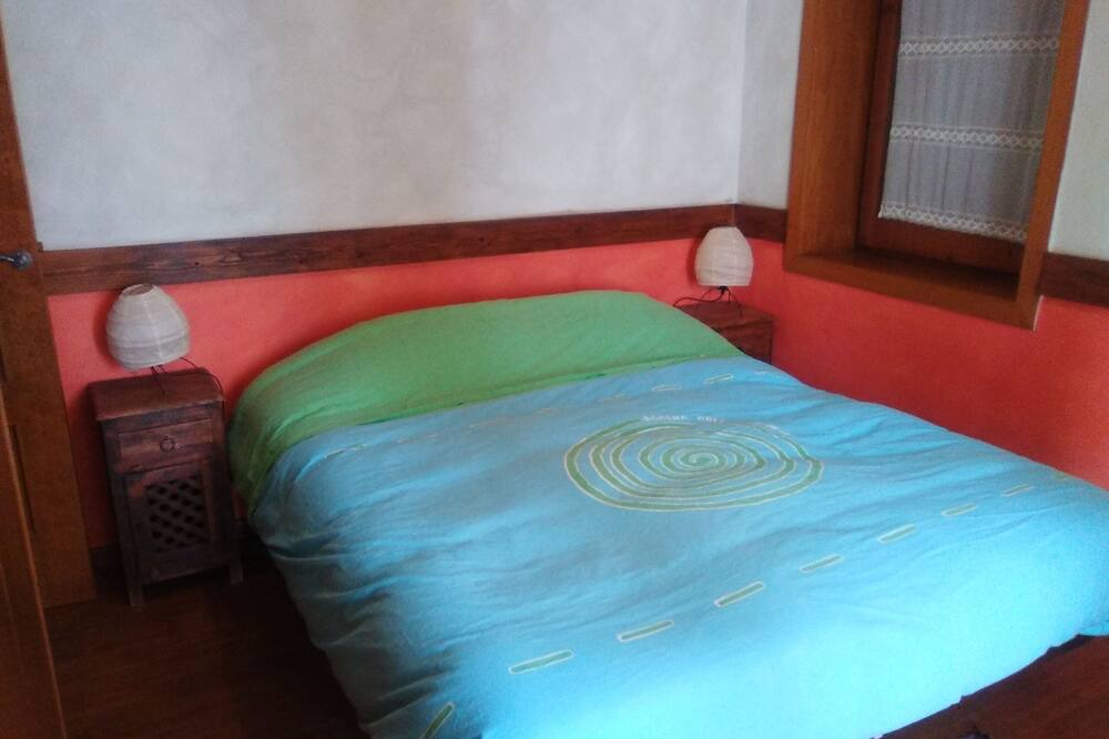Photo of Bedroom in Queixans