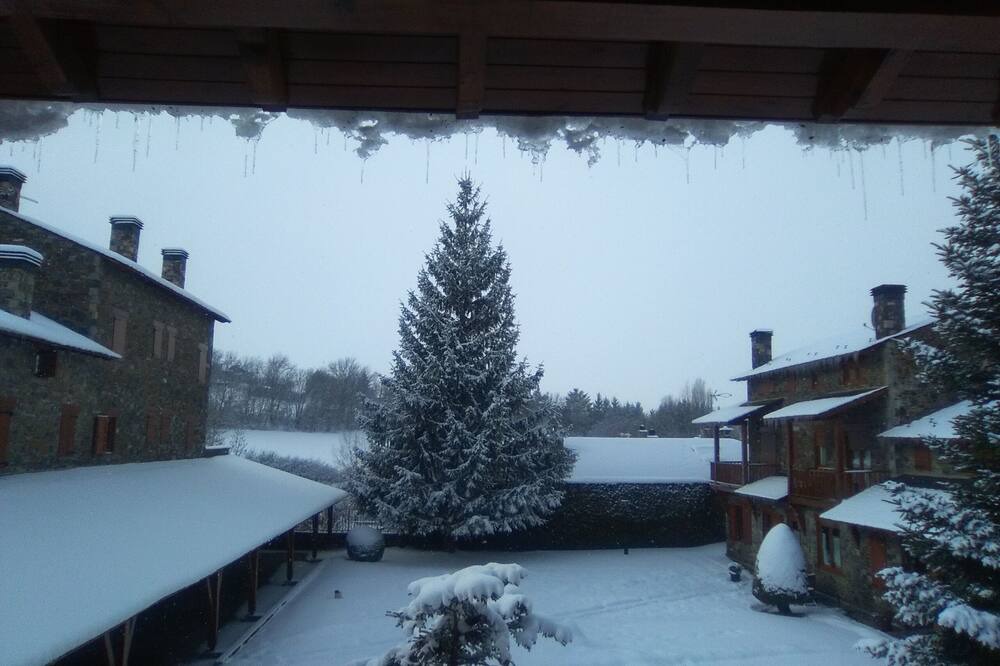 Photo of Outdoor in Queixans