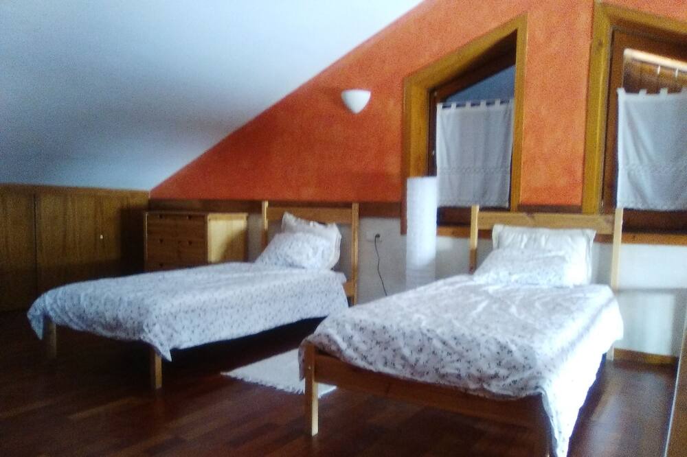 Photo of Bedroom in Queixans