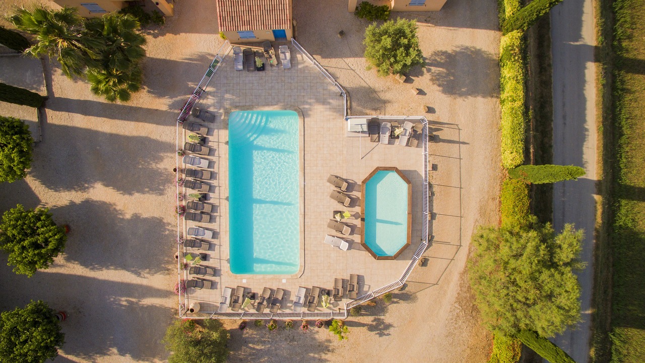 Photo of Outdoor in Collias