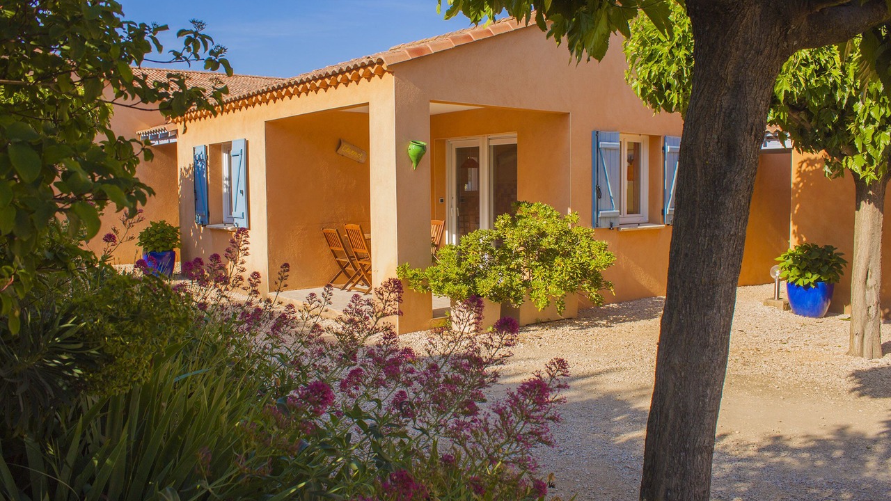 Photo of Outdoor in Collias