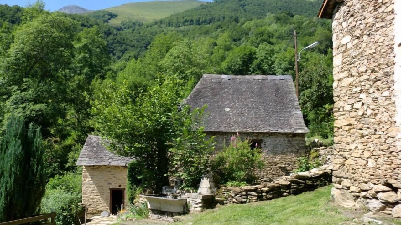 Photo of Others in Bonac-Irazein