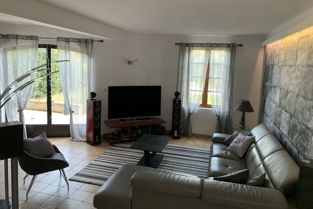 Photo of Livingroom in Saint-Thome