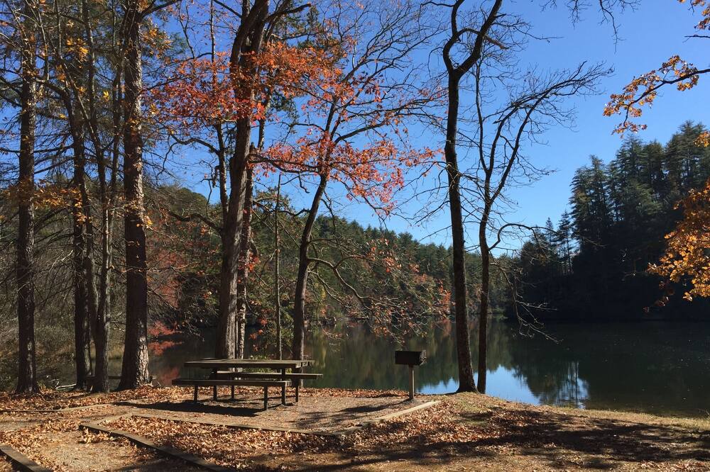 Photo of Outdoor in Lakemont