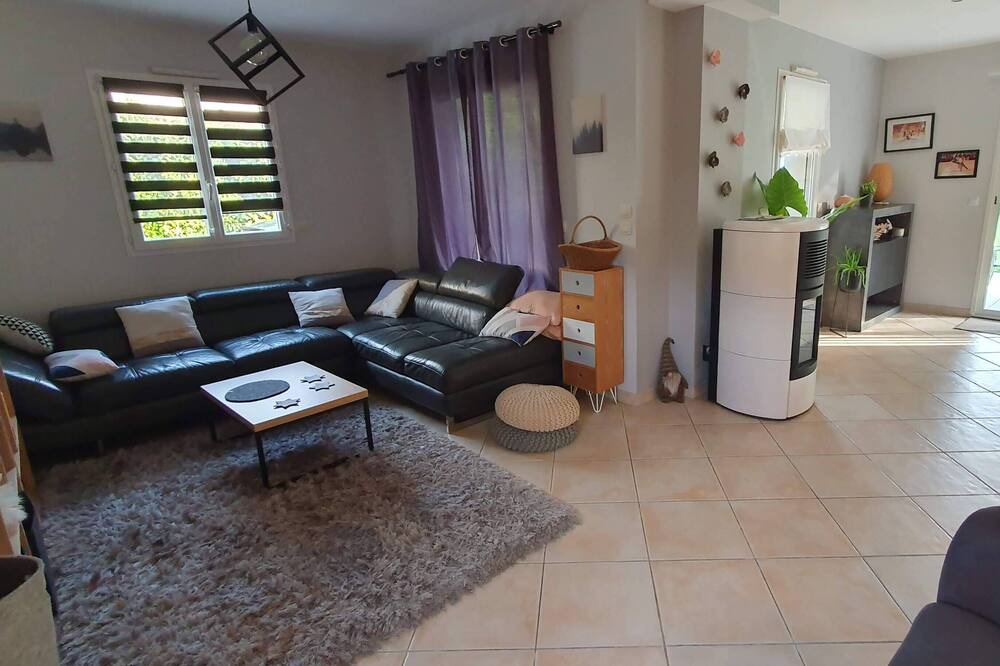 Photo of Livingroom in Popian