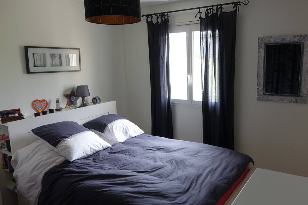 Photo of Bedroom in Popian