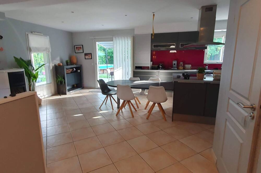 Photo of Kitchen in Popian