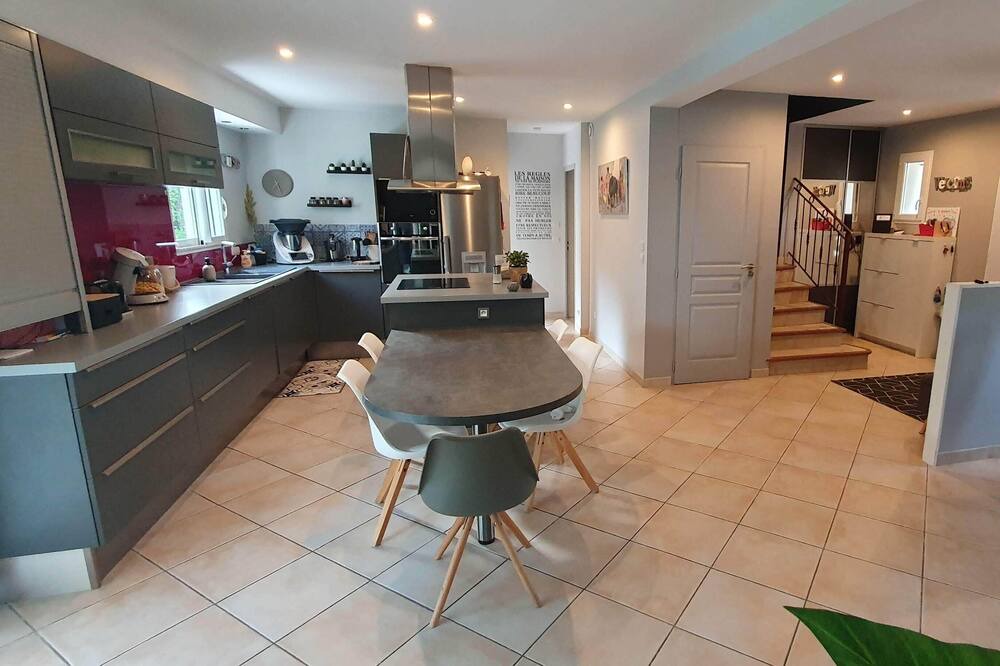 Photo of Kitchen in Popian