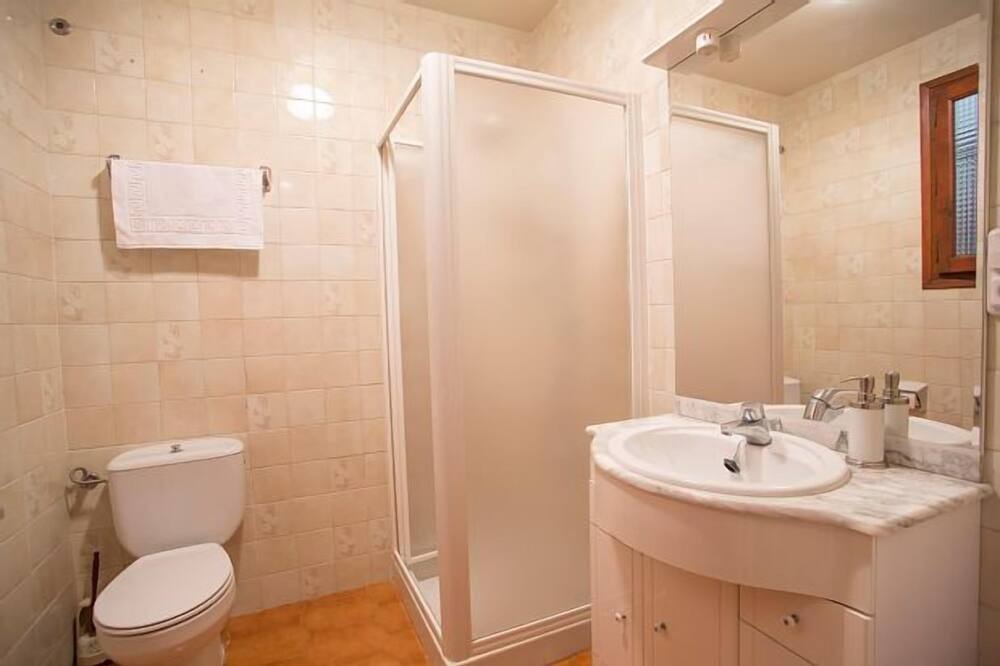 Photo of Bathroom in Caseres
