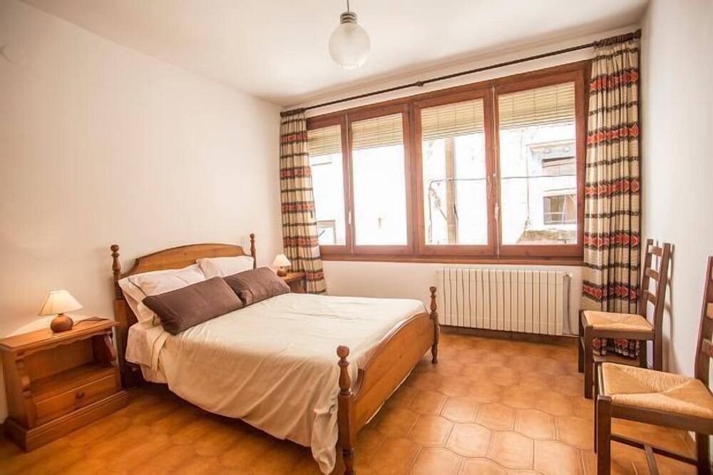 Photo of Bedroom in Caseres