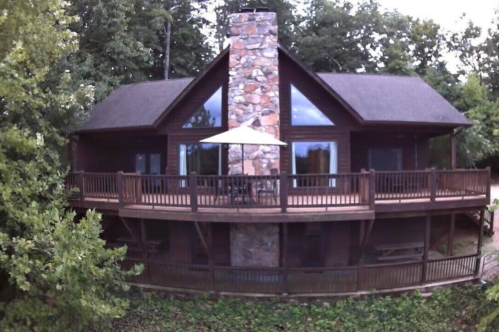 Photo of Outdoor in Van Buren