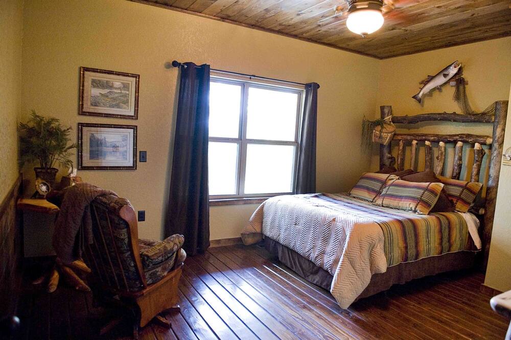 Photo of Bedroom in Gore