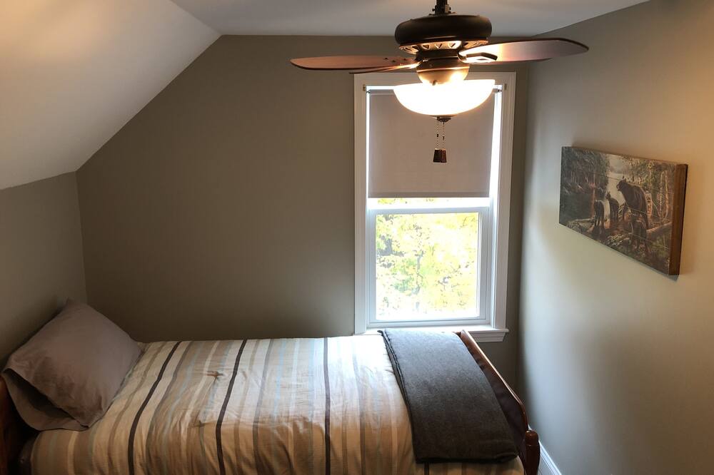 Photo of Bedroom in Millinocket