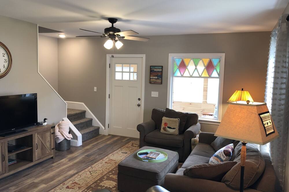 Photo of Livingroom in Millinocket