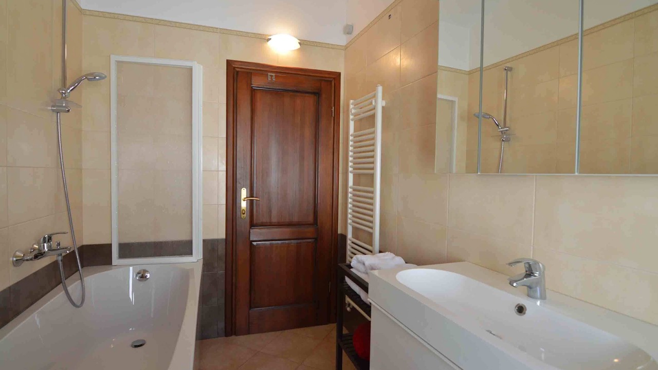 Photo of Bathroom in Beram