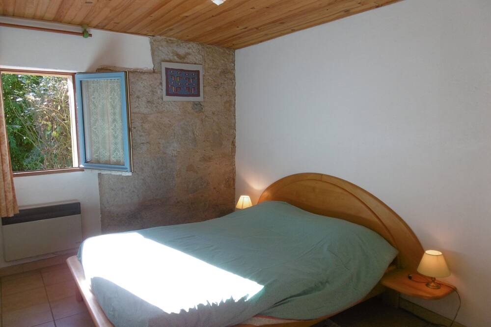 Photo of Bedroom in Fougax-et-Barrineuf