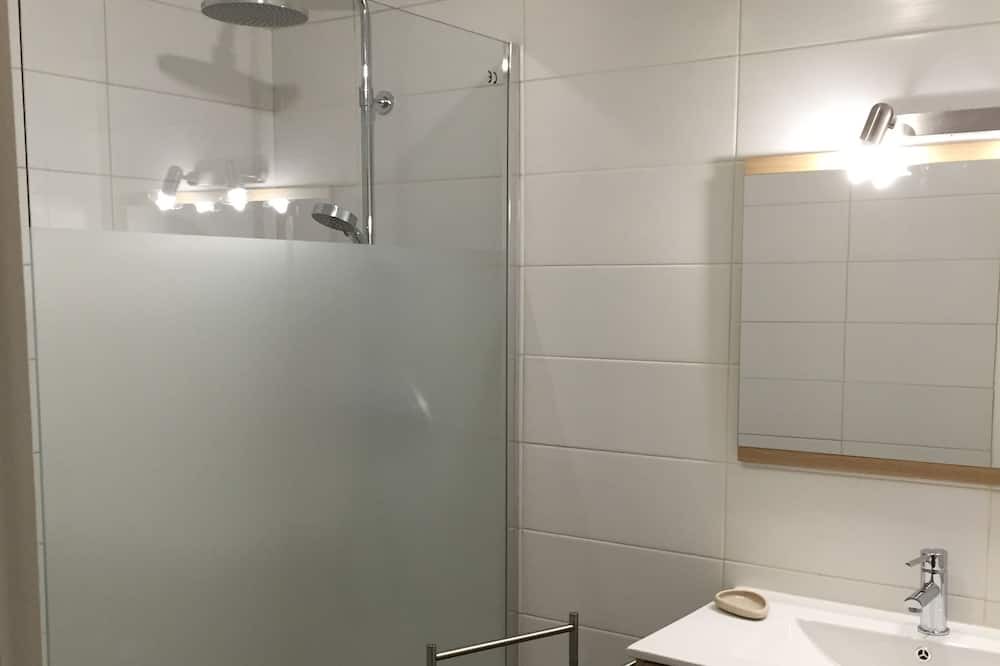 Photo of Bathroom in Saint-Cirgues-de-Malbert