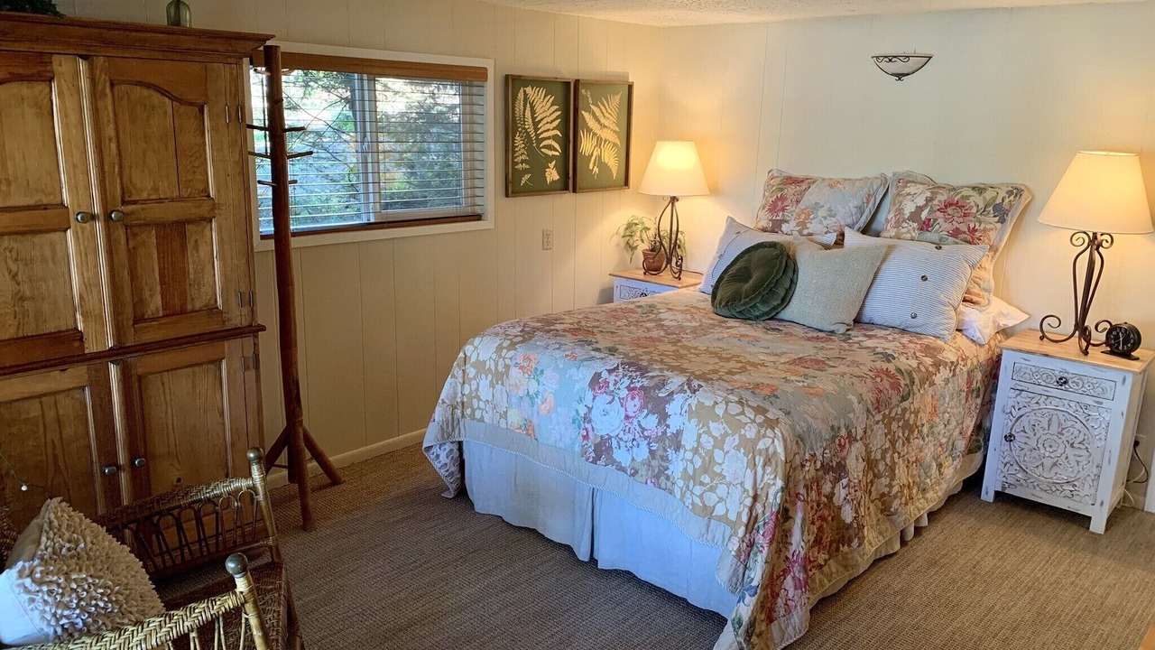 Photo of Others in Allyn-Grapeview