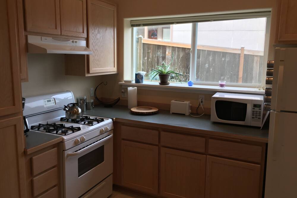 Photo of Others in Western