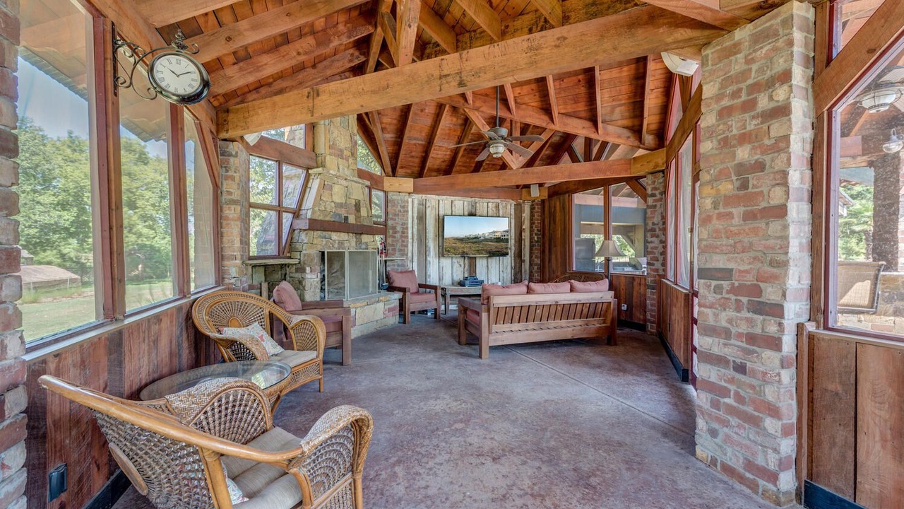Photo of Patio Balcony in Fort Worth