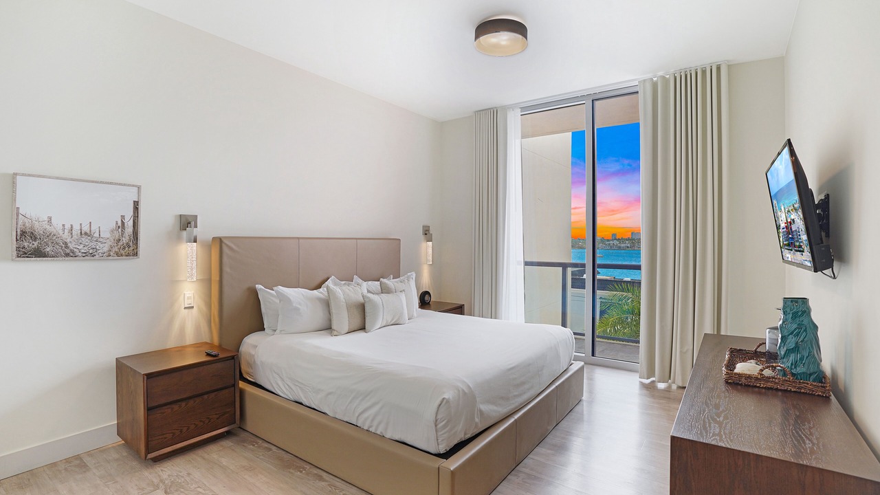 Photo of Bedroom in Hollywood
