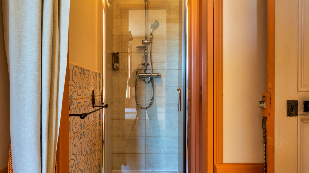 Photo of Bathroom in Olonzac