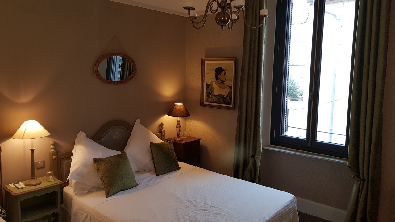 Photo of Bedroom in Olonzac