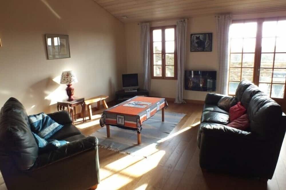 Photo of Livingroom in Mareuil-Sur-Lay-Dissais