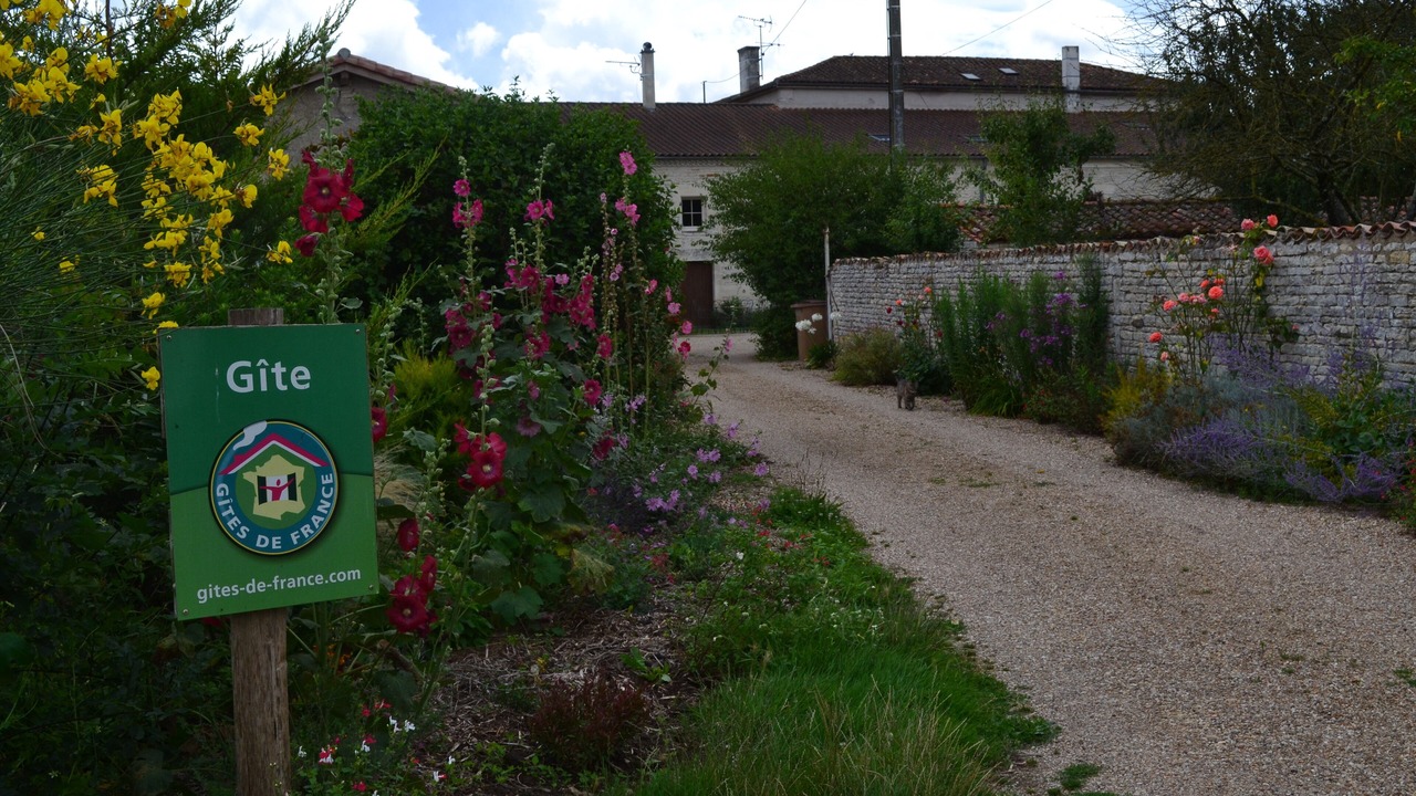 Photo of Outdoor in Prisse-la-Charriere