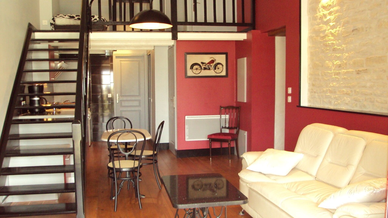 Photo of Others in Prisse-la-Charriere