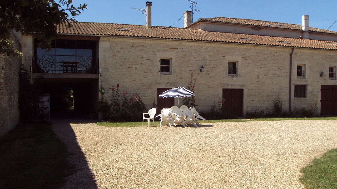 Photo of Outdoor in Prisse-la-Charriere