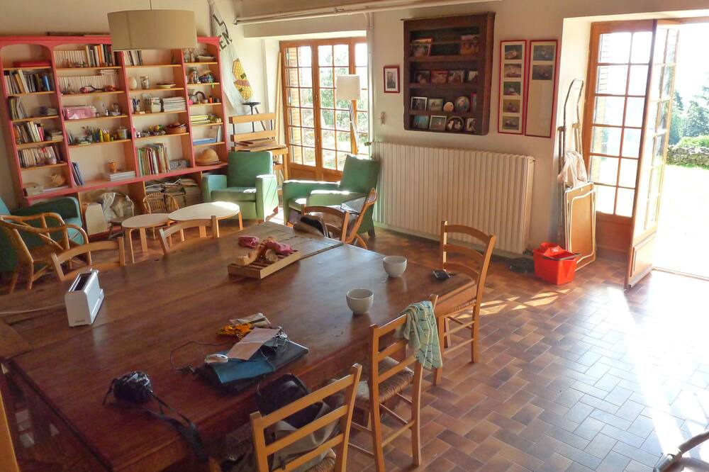 Photo of Livingroom in Roiffieux