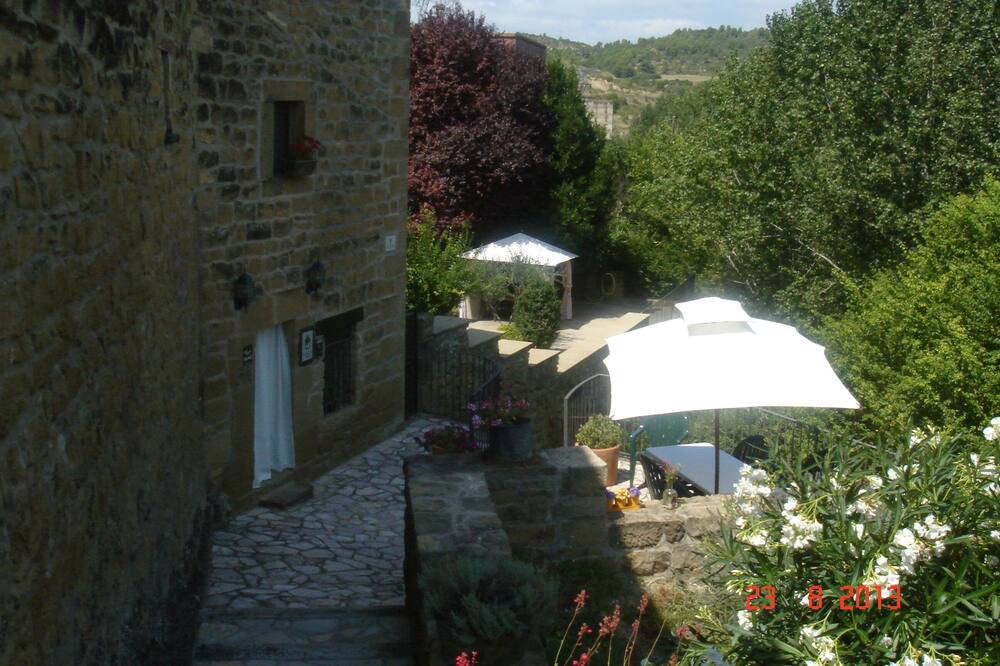 Photo of Outdoor in Ardisa