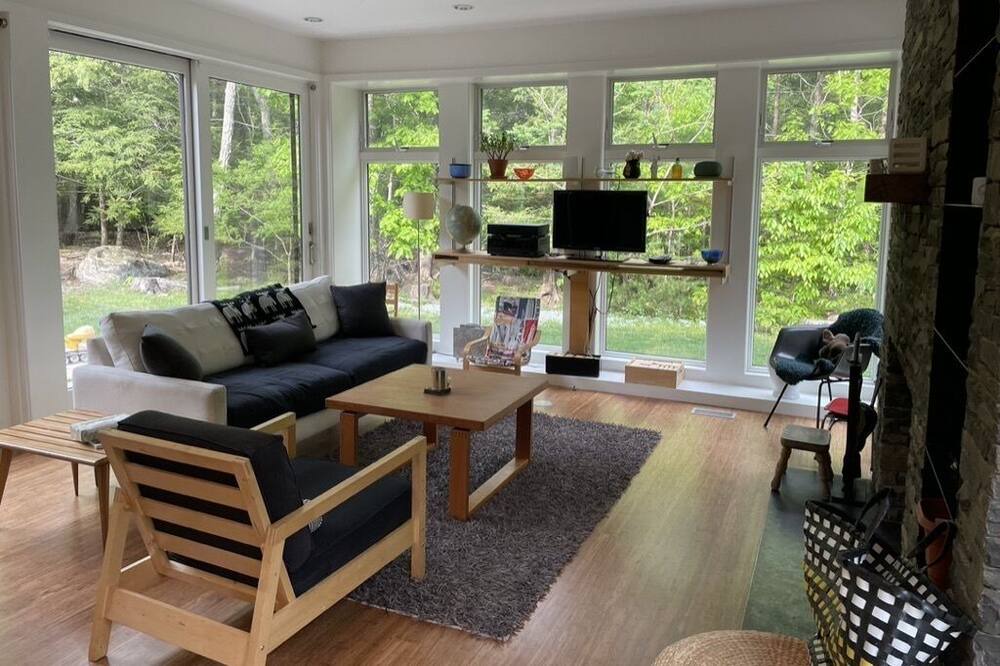 Photo of Livingroom in Palenville