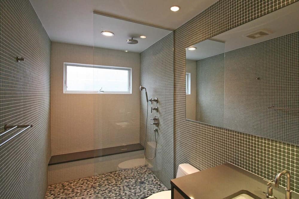 Photo of Bathroom in Palenville