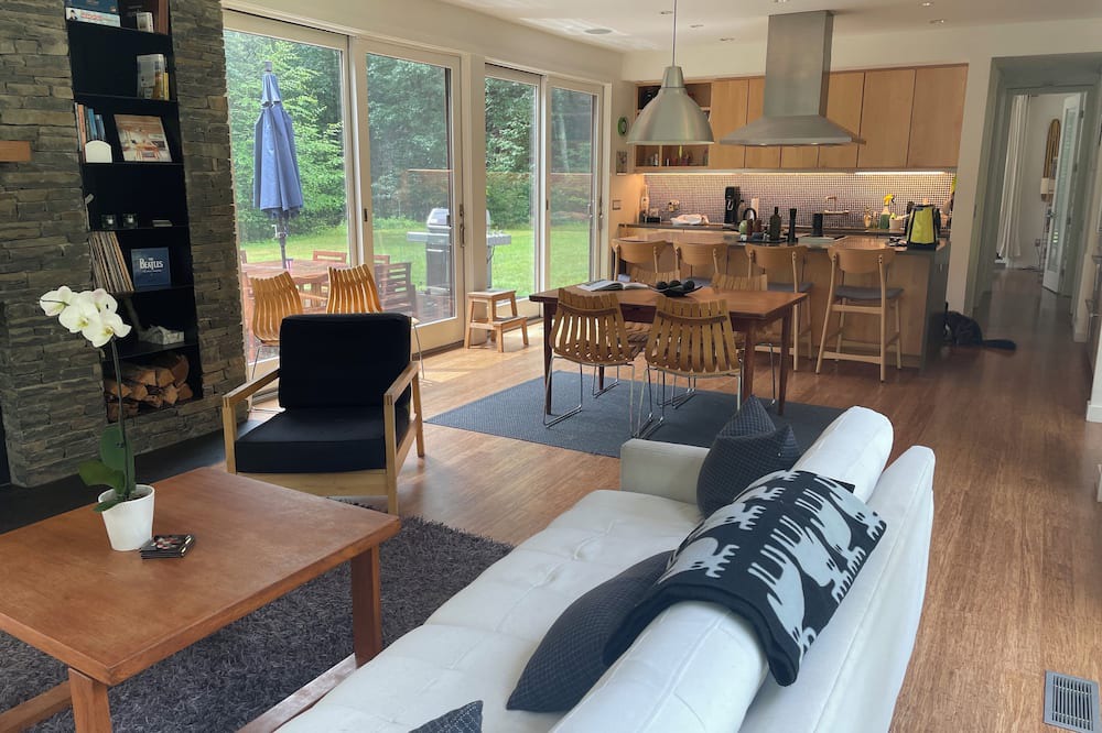 Photo of Others in Palenville