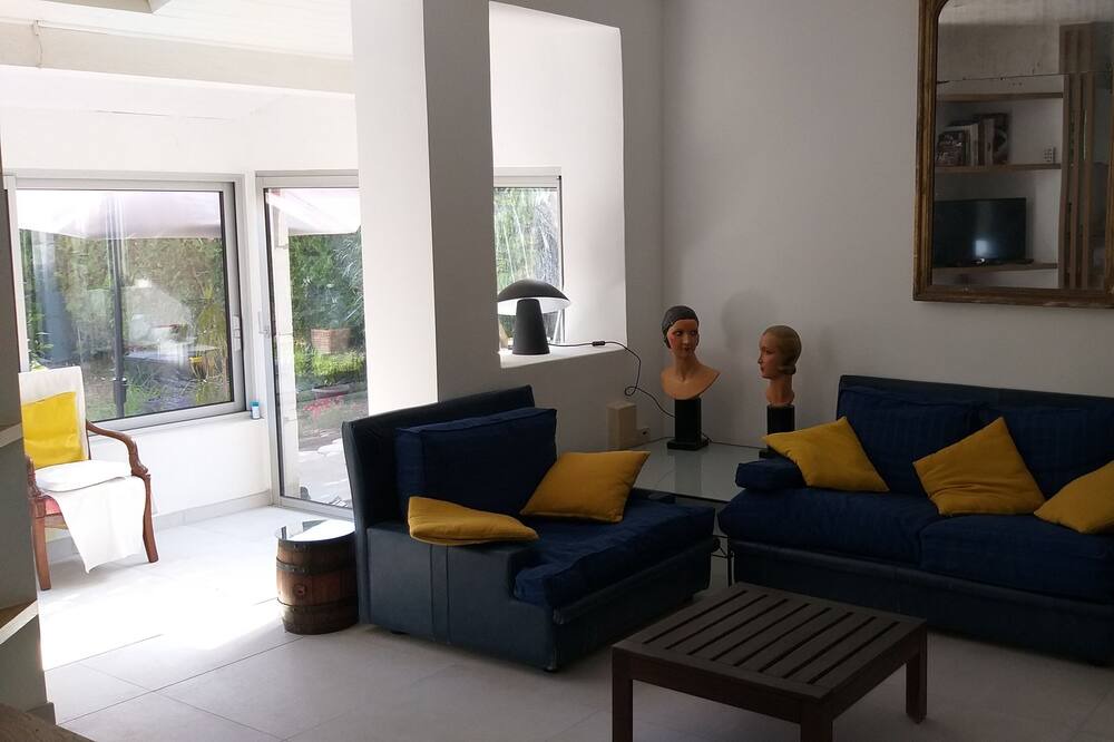 Photo of Livingroom in Celleneuve