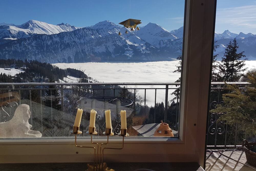 Photo of Patio Balcony in Beatenberg
