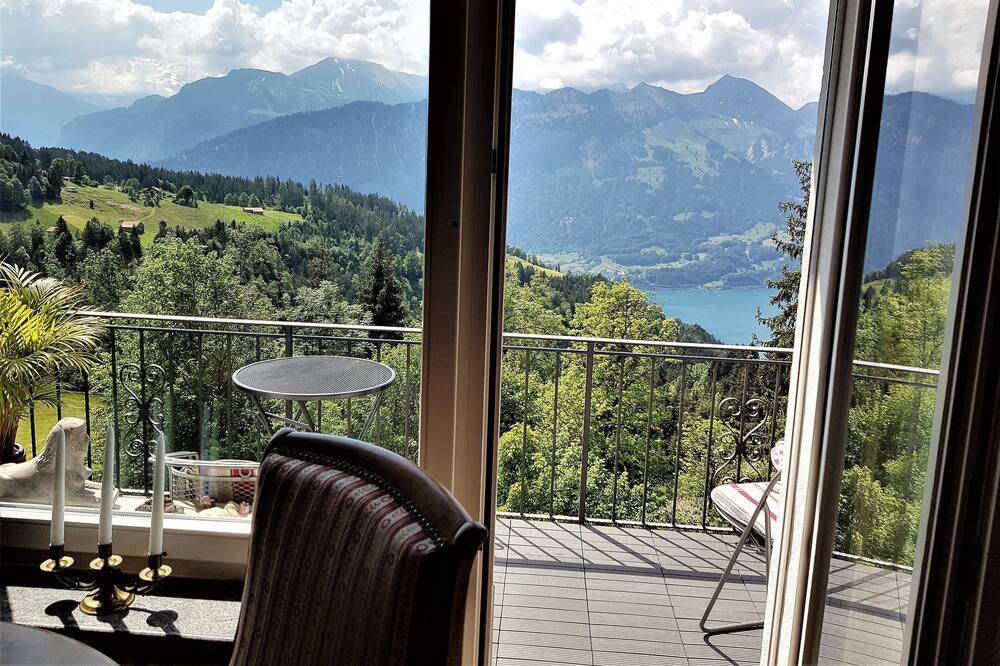 Photo of Patio Balcony in Beatenberg