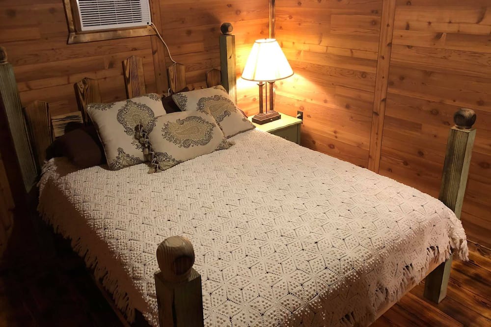 Photo of Bedroom in Morrilton