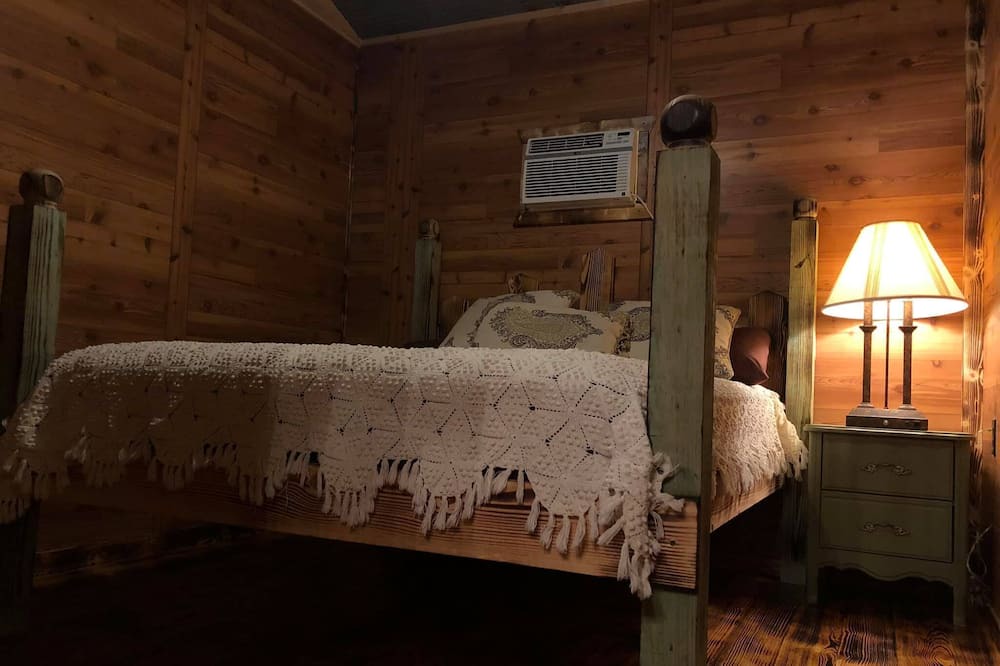 Photo of Bedroom in Morrilton